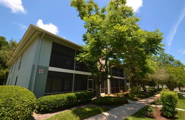 Lovely Winter Springs Condo ~ Vinyl Plank Flooring and Large Screened Patio! photos photos