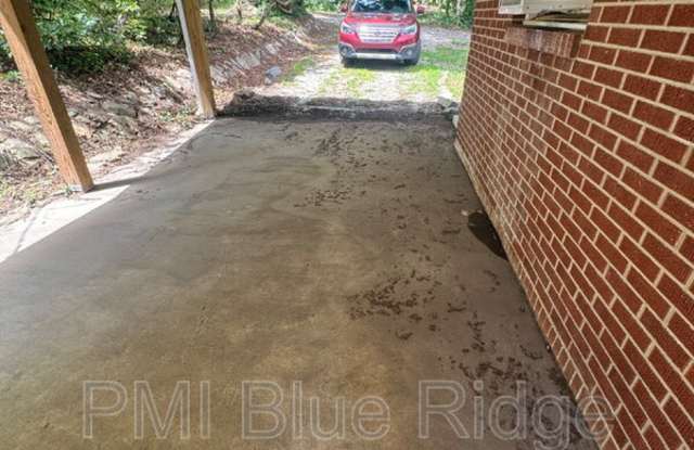 707 Rhodes Park Dr Gallery 3
