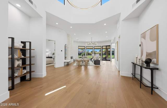 8429 E DEL CAMINO Drive Gallery 4