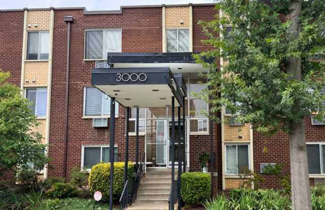 Light-Filled 1BR, 1BA in the Heart of Brookland Gallery 1