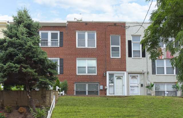 1351 Morris Road Southeast photos photos