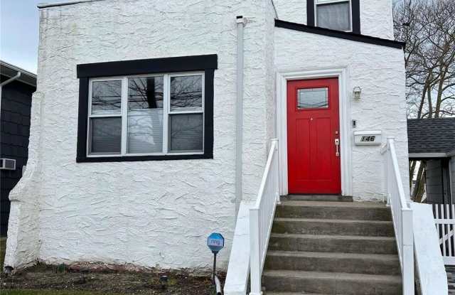 146 Kingston Boulevard photos photos