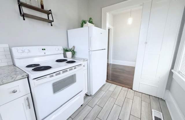 1817 Thomas Avenue photos photos