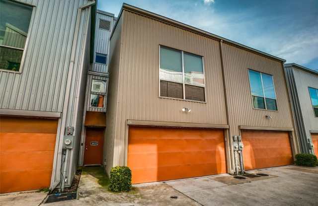 4619 Lester Drive Gallery 2