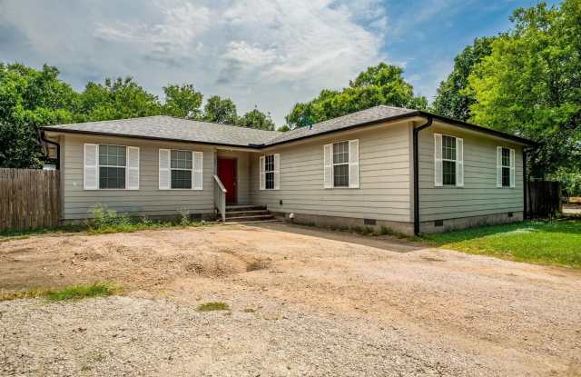 601 E Marble Gallery 4