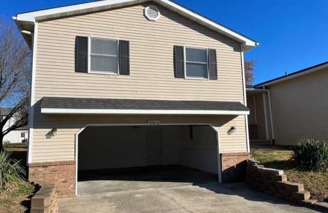 531 WOOD THRUSH Street photos photos