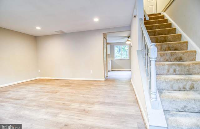 19926 BUHRSTONE DRIVE Gallery 3
