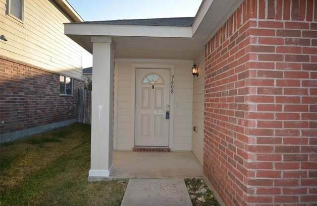 9608 Manassas Road Gallery 4