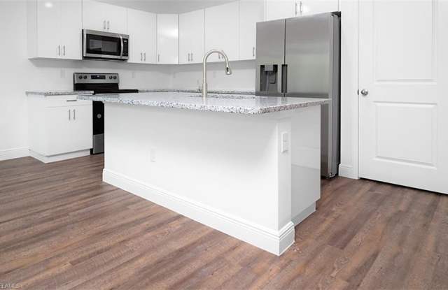 8007 VEGA Ct Gallery 4