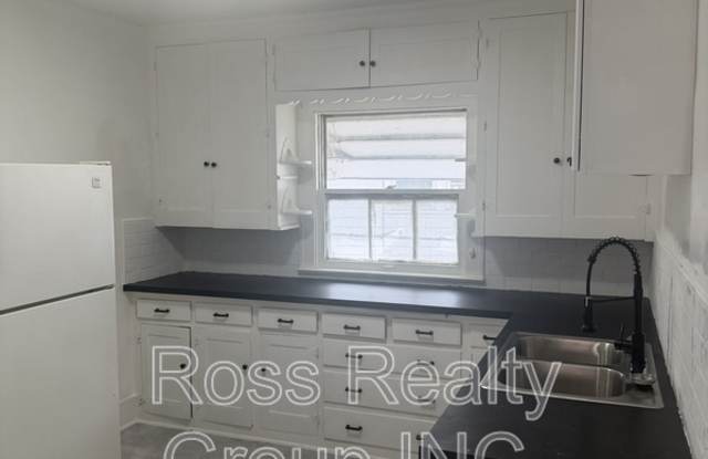 1940 Crosswell Gallery 1