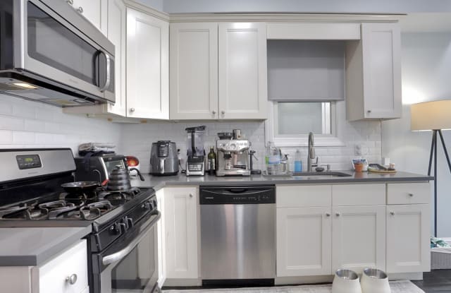 108 43RD ST - 108 43rd Street, Union City, NJ 07087