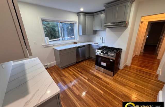 40 School Ln. Gallery 2