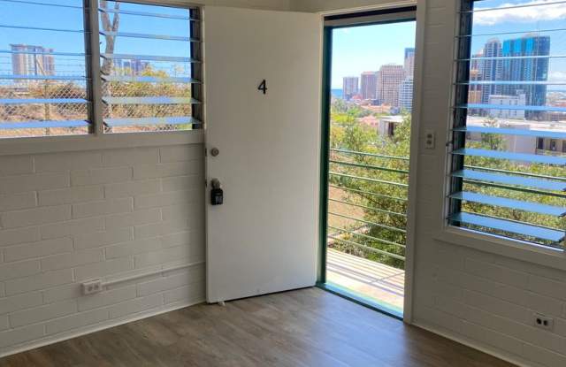Quiet 1 bedroom, 1 bath, 1 parking unit in town! photos photos