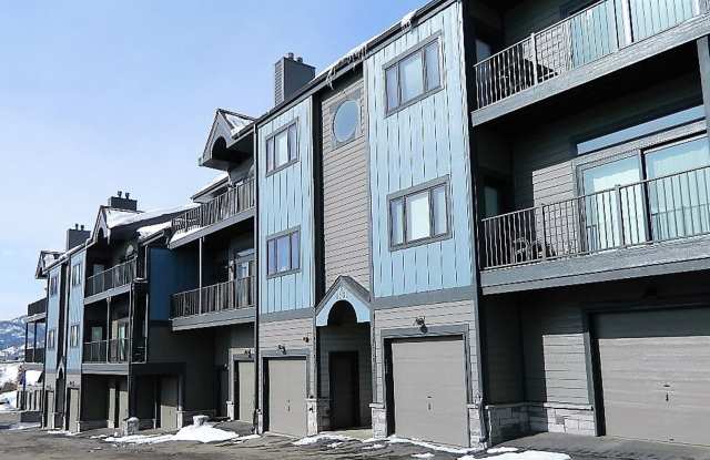 Summer Seasonal Rental- Lake Forest E301 photos photos