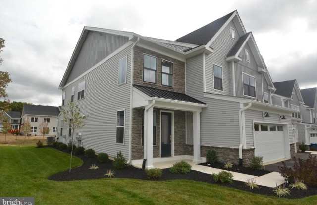 16 MILL CREEK DRIVE - 16 Mill Creek Drive, Bucks County, PA 18901