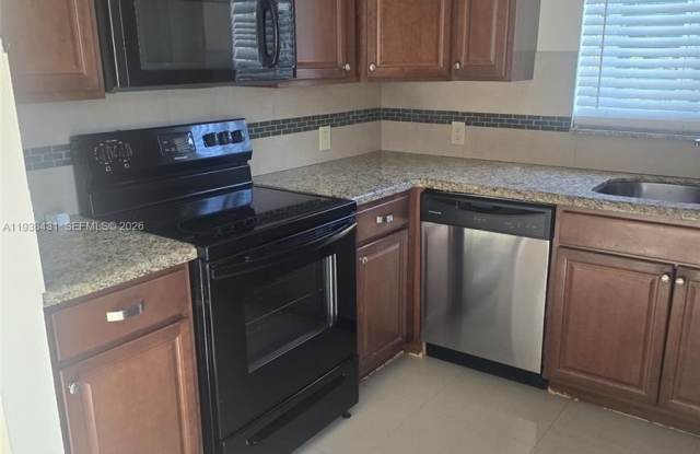 451 S 19th Ave photos photos