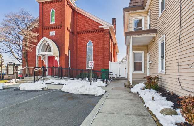 1099 S 2nd St photos photos