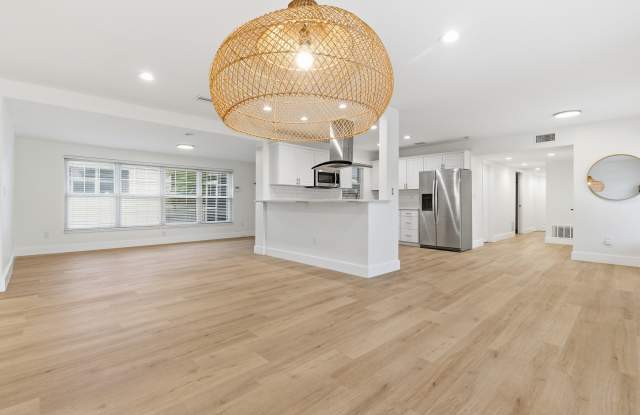 327 Sunny Ln photos photos