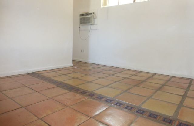 1 Bedroom/1 Bath home in Tempe for Rent Gallery 4