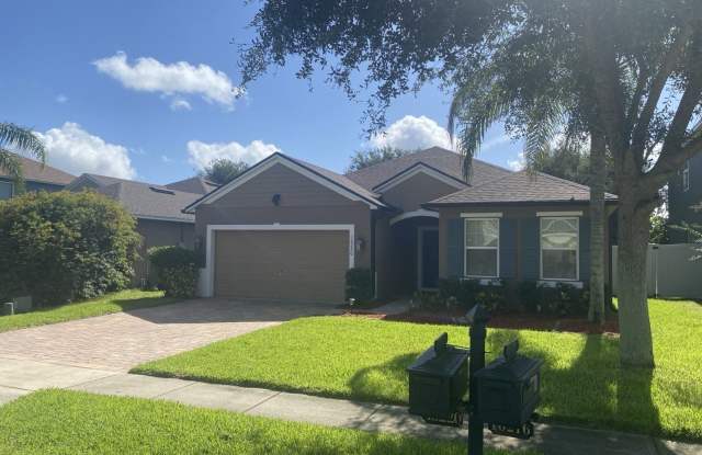 Spacious 3 bedroom 2 bathroom home in the Sawgrass community Gallery 3