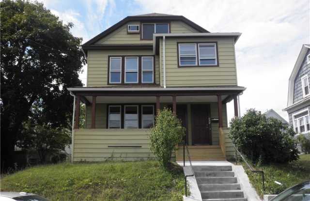 453 Gurdon Street - 453 Gurdon St, Bridgeport, CT 06606