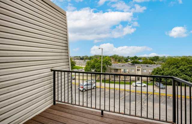 1506 Lee Dr. - 2 Gallery 4