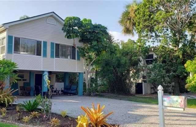 124 Coconut DR Gallery 2