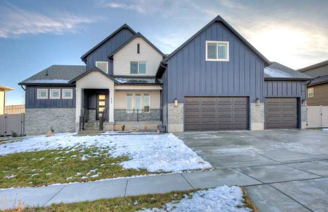 Luxury Smart Home with Lake & Mountain Views in Saratoga Springs!!! Gallery 3