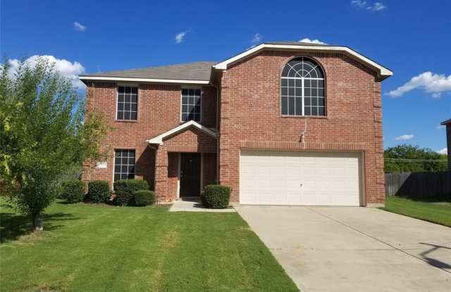 911 Bayshore Drive - 911 Bayshore Drive, Mansfield, TX 76063