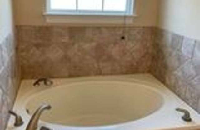 2207 Camryns Crossing Gallery 2