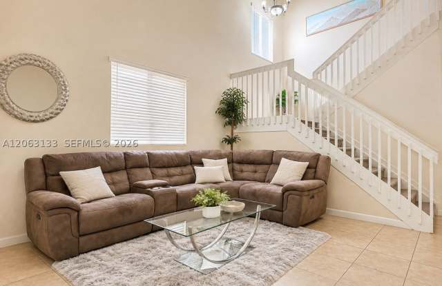 24226 SW 113th Psge Gallery 3