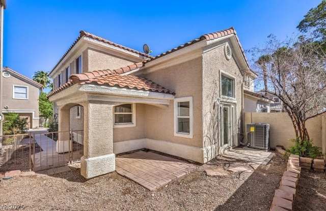 1425 Bow Creek Court Gallery 4