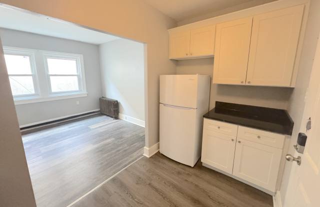 525 Washington Avenue - 4 - 525 Washington Avenue, Bridgeville, PA 15017 525 Washington Avenue - 4 - 525 Washington Avenue, Bridgeville, PA 15017