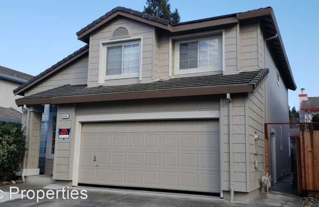 8566 Planetree Dr. - 8566 Planetree Drive, Windsor, CA 95492