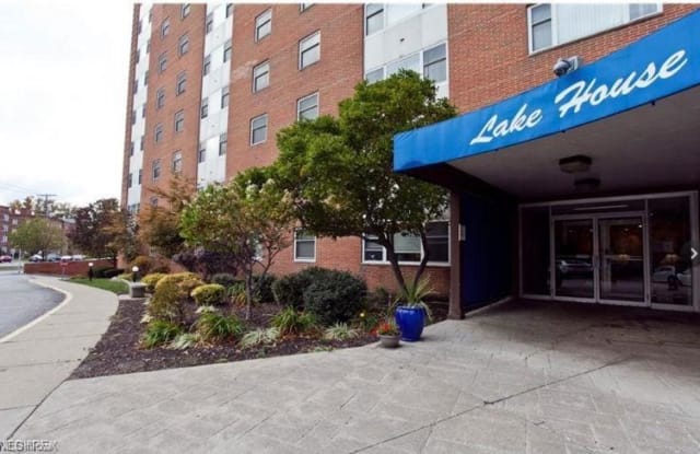 11850 Edgewater Dr - 11850 Edgewater Dr, Lakewood, OH 44107