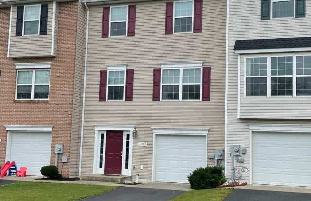 Modern Townhouse in Growing Community - 11082 Gopher Drive North, Franklin County, PA 17268