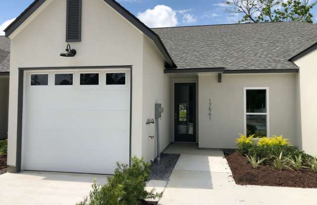 2 Bedroom NEW Construction off Old Jefferson Hwy Near Hoo Shoo Too! photos photos
