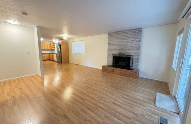 3bd/2ba Bothell Home Gallery 4