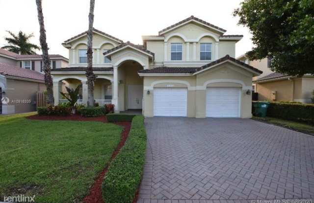 12433 SW 122nd Ct Gallery 2