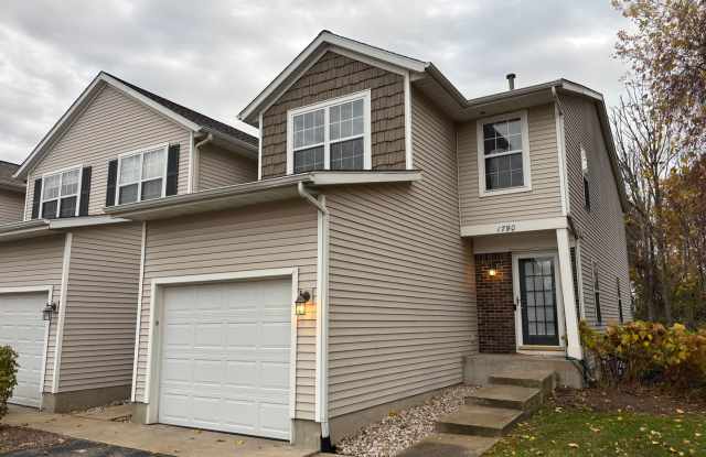 Grand Ridge condo available now. Forest Hills Eastern Schools. - 1790 Grand Ridge Court Northeast, Kent County, MI 49525