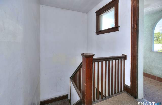 2029 Kings Highway Gallery 4