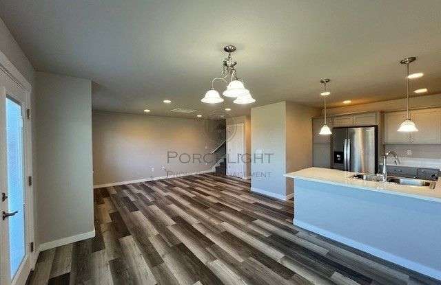 612 Mead Avenue-Unit A Gallery 2
