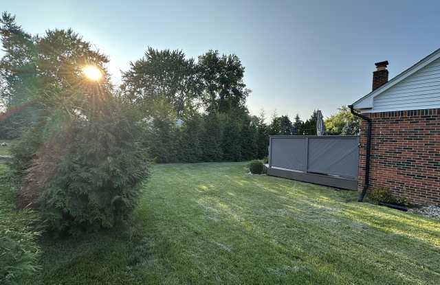 5017 Saffron Drive Gallery 3