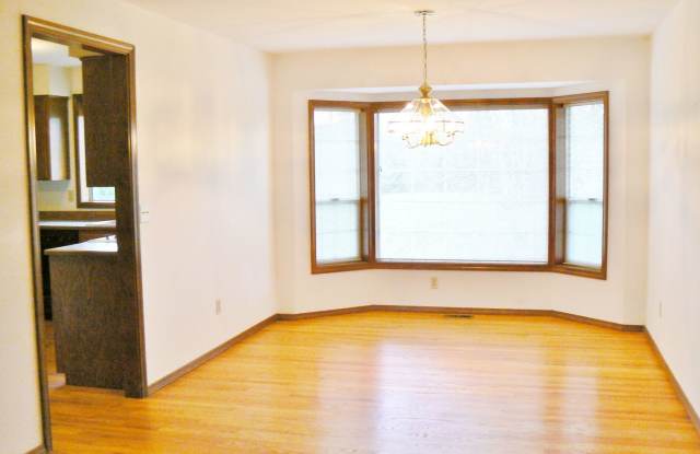 2735 214th St. SW Gallery 4