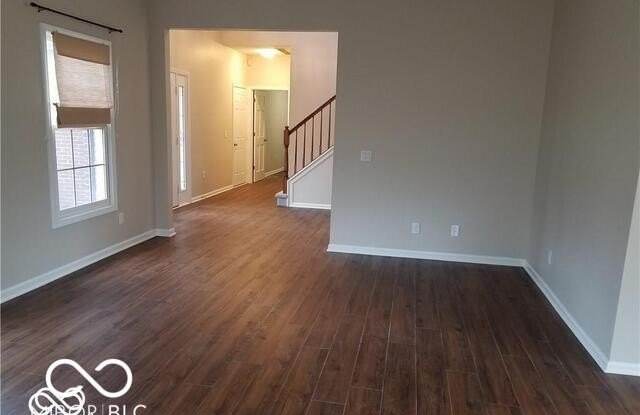10926 Camden Court Gallery 4