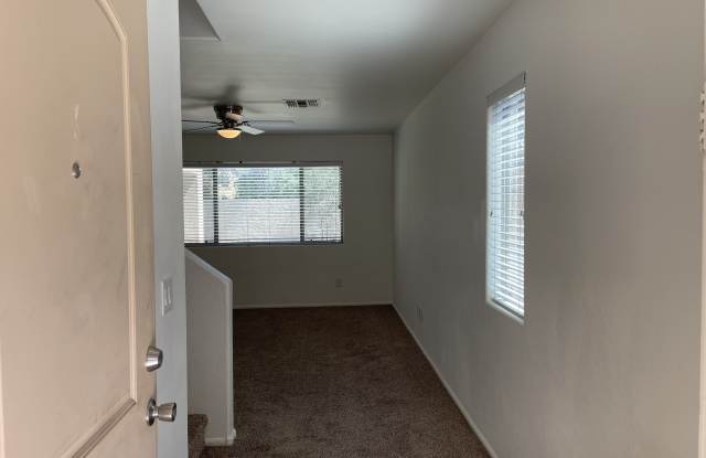 7221 N 72nd Dr Gallery 4
