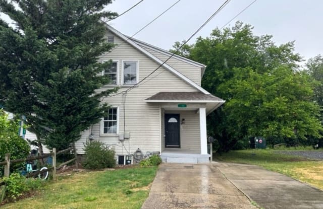 175 N Enola Rd - 175 North Enola Road, Enola, PA 17025