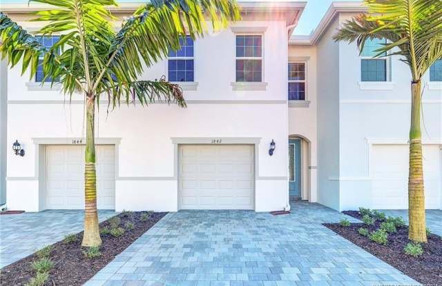 1842 SE Roxy Way - 1842 Southeast Roxy Way, Stuart, FL 34996