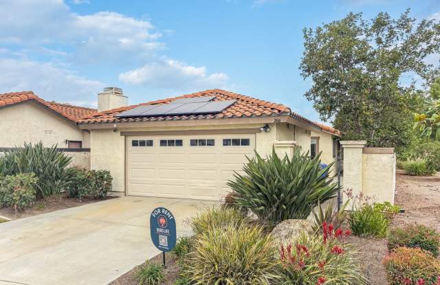 SD: Comfortable 3BD/2BA Home in Oceanside with Community Pool, 2-Car Garage & Walking Trails photos photos