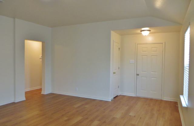 408 Green Slope Lane Gallery 3